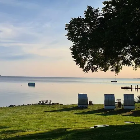 Haus Besch - Dyne 33 Alt Reddevitz